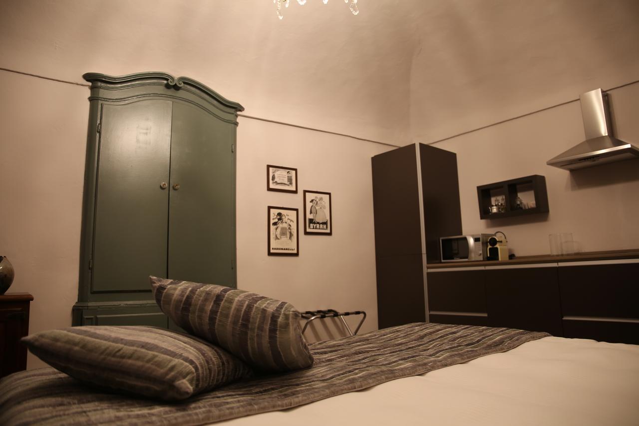 La Canonica - Charming Self-Catering Apartments In Ницца-Монферрато Экстерьер фото